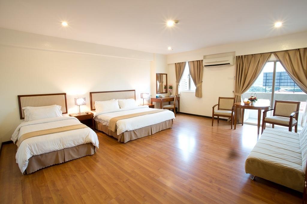 Alora Hotel Penang PENANG Kültér fotó